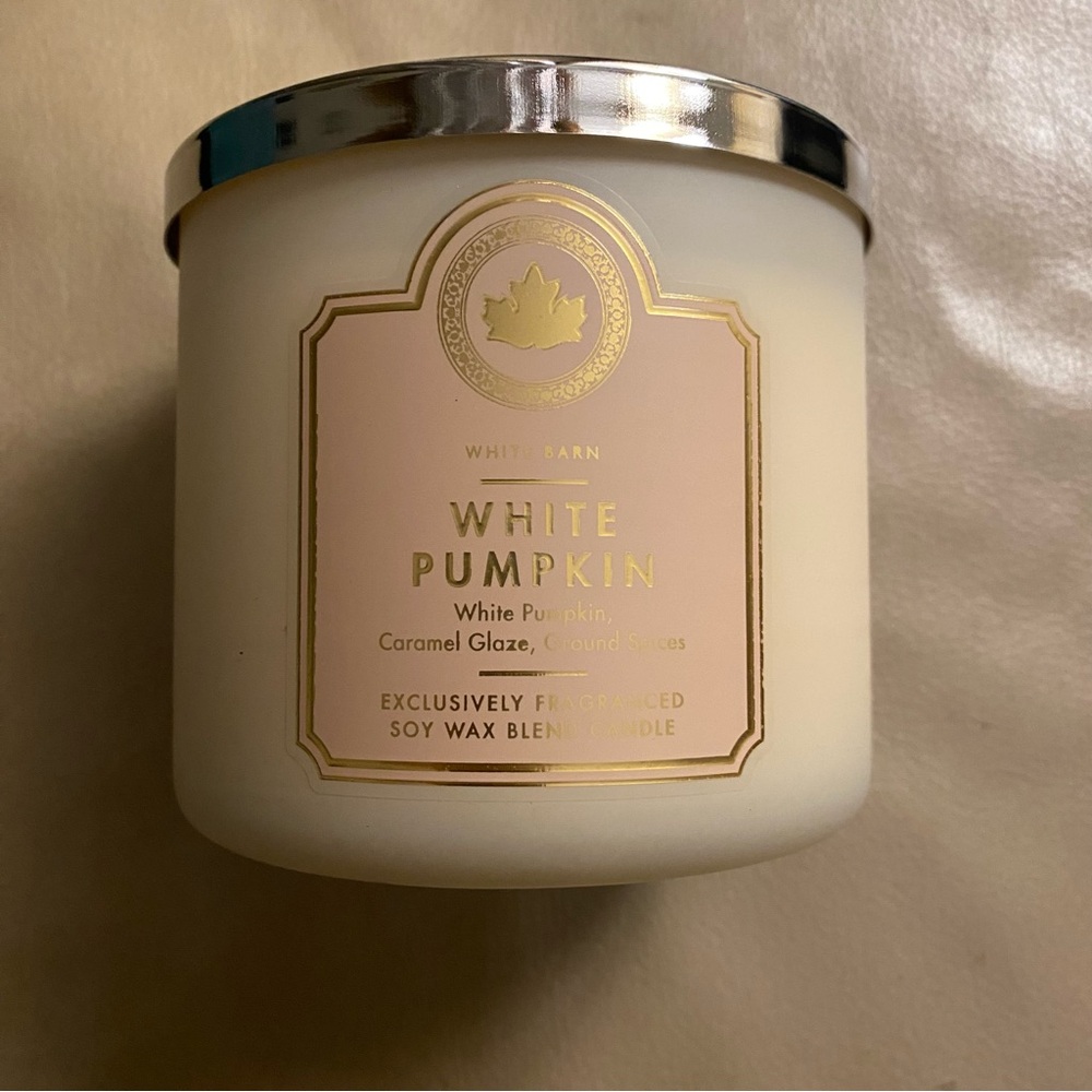 White Barn White Pumpkin Candle with Gold Accents
